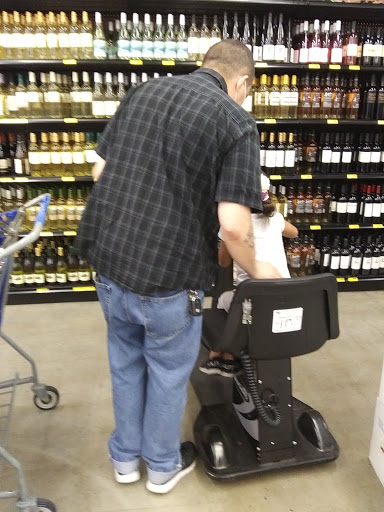 Grocery Store «Grocery Outlet Bargain Market», reviews and photos, 6425 6th Ave, Tacoma, WA 98406, USA