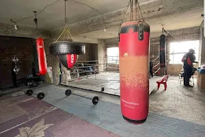Mamur's Boxing Gym ~ Wari image