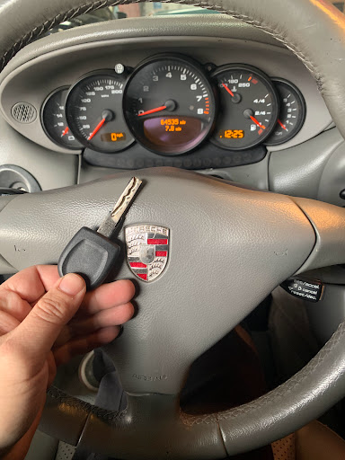 Locksmith «R.O.N Locksmith», reviews and photos, 644 W Addison St, Chicago, IL 60613, USA