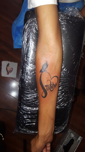 Tattoo Shop «Art N Soul Tattoo Studio», reviews and photos, 449 Market St, Saddle Brook, NJ 07663, USA