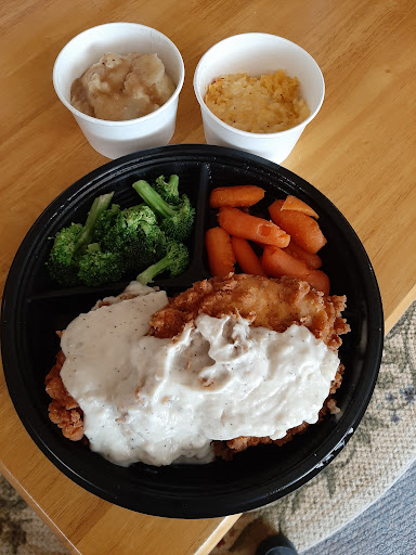 American Restaurant «Cracker Barrel Old Country Store», reviews and photos, 3701 Elmsley Ct, Greensboro, NC 27406, USA