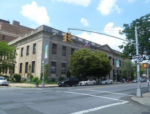Post Office «United States Postal Service», reviews and photos, 4602 21st St, Long Island City, NY 11101, USA