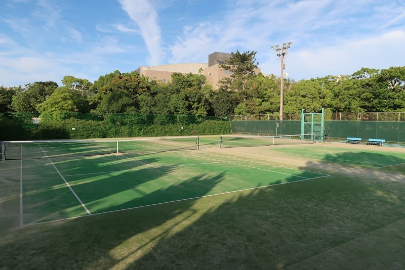 西宮市立 鳴尾浜臨海公園スポーツ施設