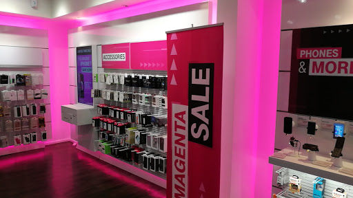 Cell Phone Store «T-Mobile», reviews and photos, 2857 NJ-35, Hazlet, NJ 07730, USA