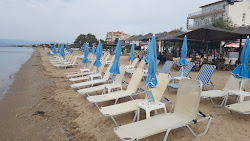 Agia Triada beach II'in fotoğrafı biraz temiz temizlik seviyesi ile