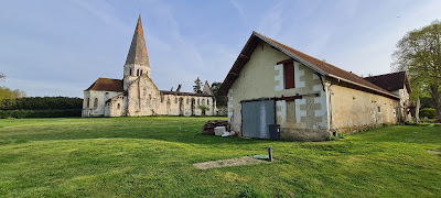 Abbaye Notre-Dame d'Aiguevives à Faverolles-sur-Cher