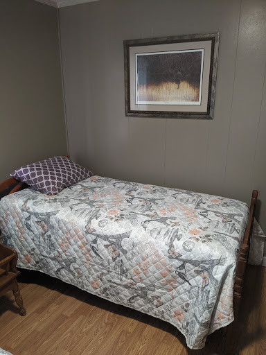 Vacation Home Rental Agency «Fish Island», reviews and photos, 3535 Blue Spring Rd, Cadiz, KY 42211, USA