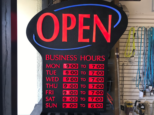 Outdoor Sports Store «Desert Rock Sports», reviews and photos, 8221 W Charleston Blvd, Las Vegas, NV 89117, USA