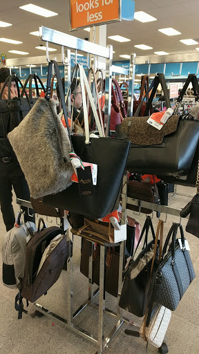 Clothing Store «Ross Dress for Less», reviews and photos, 1030 N Rengstorff Ave, Mountain View, CA 94043, USA