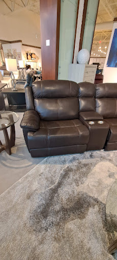 Furniture Store «Rooms To Go & Rooms To Go Kids Furniture Store - Miami International (Doral)», reviews and photos, 10623 NW 12th St, Doral, FL 33172, USA