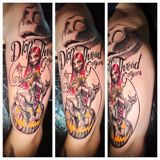 Explore bicep tattoo ideas, creative tattoo ideas in Angola, available at Hoodlum Ink