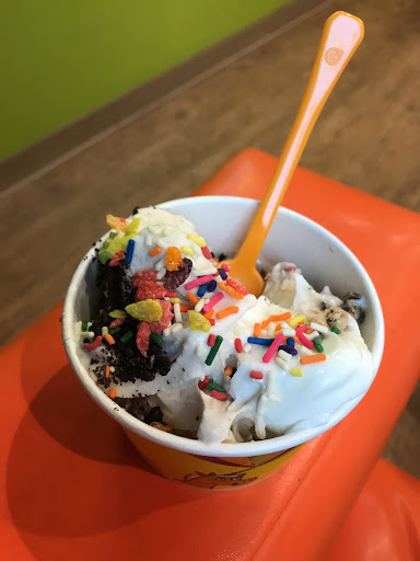 Frozen Yogurt Shop «Orange Leaf Frozen Yogurt», reviews and photos, 1350 NW 18th St, Ankeny, IA 50023, USA