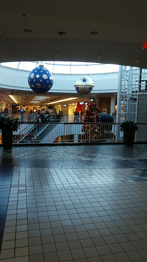 Shopping Mall «Westfield Meriden», reviews and photos, 470 Lewis Ave, Meriden, CT 06451, USA