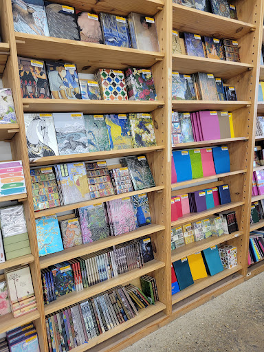 Book Store «Half Price Books», reviews and photos, 17145 W Bluemound Rd, Brookfield, WI 53005, USA