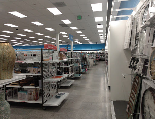 Clothing Store «Ross Dress for Less», reviews and photos, 11310 W Florissant Ave, Florissant, MO 63033, USA