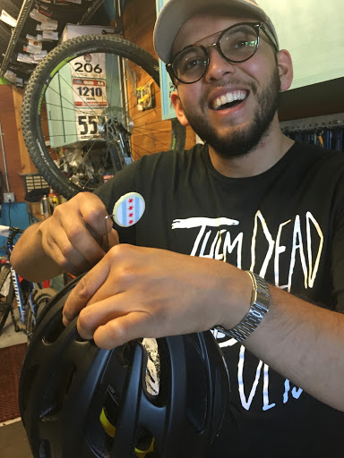 Bicycle Store «2 Bici Bicycle Shop», reviews and photos, 8695 Archer Ave, Willow Springs, IL 60480, USA