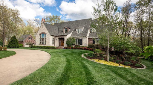 Lawn Care Service «Nixa Lawn Service», reviews and photos, 4319 S National Ave #150, Springfield, MO 65810, USA