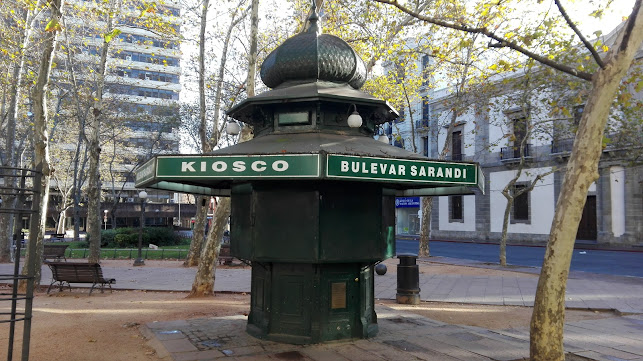 Opiniones de Kiosco Del Casco De Montevideo en Montevideo - Museo
