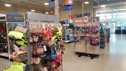 Pet Supply Store «PetSmart», reviews and photos, 6590 20th St, Vero Beach, FL 32966, USA