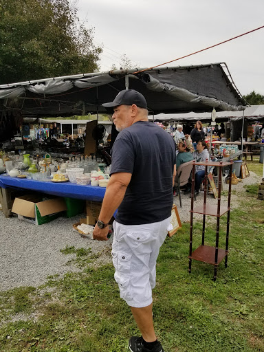 Flea Market «Olde Tyme Flea Market», reviews and photos, 5400 State Rd 46, Nashville, IN 47448, USA