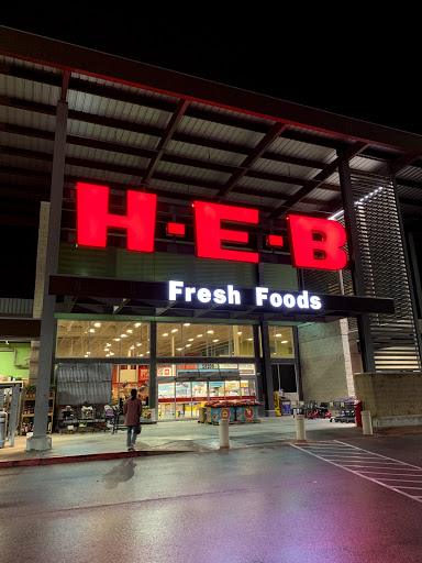 Grocery Store «H-E-B Grocery», reviews and photos, 14100 Spring Cypress Rd, Cypress, TX 77429, USA