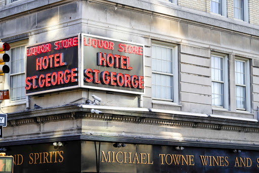 Liquor Store «Michael Towne Wines and Spirits», reviews and photos, 73 Clark St, Brooklyn, NY 11201, USA