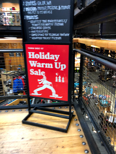 Camping Store «REI», reviews and photos, 3000 184th St SW #952, Lynnwood, WA 98037, USA