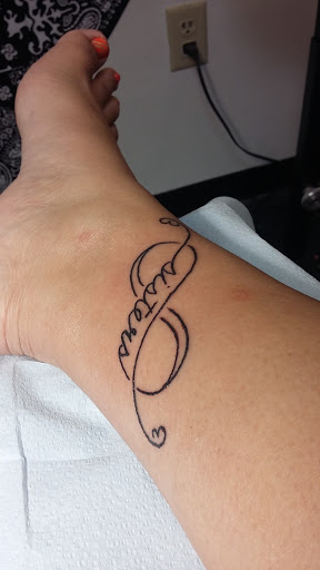 Tattoo Shop «Good Clean Fun», reviews and photos, 3725 US-78, Snellville, GA 30039, USA