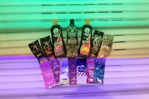 Envy Tanning & Beauty image