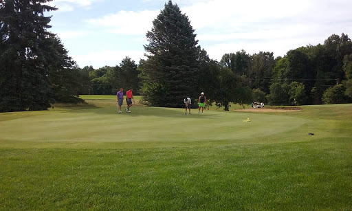 Golf Course «Indian Lake Hills Golf Course», reviews and photos, 55321 Brush Lake Rd, Eau Claire, MI 49111, USA