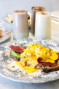 Café du Restaurant servant le petit-déjeuner La petite Bleue BRUNCH & COFFEE à Paris - n°2