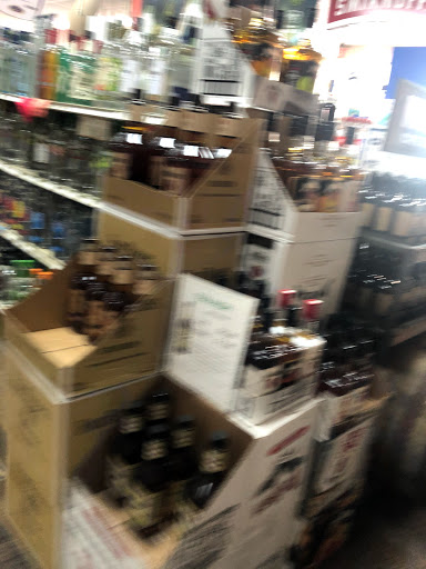 Liquor Store «Wade Green Bottle Shop», reviews and photos, 4430 Wade Green Rd # 20, Kennesaw, GA 30144, USA