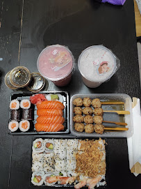 Plats et boissons du Restaurant japonais OAHU Restaurant sushi poke bowl bubble tea à Paris - n°20