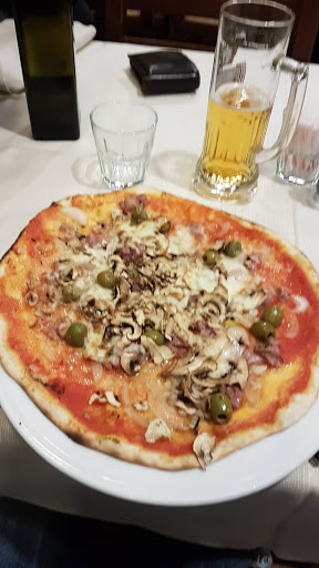 Ristorante La Cantina di Alfredo in Colognora, Provincia di Lucca