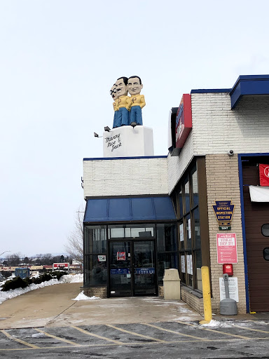 Auto Parts Store «Pep Boys Auto Parts & Service», reviews and photos, 1901 MacArthur Rd, Whitehall, PA 18052, USA