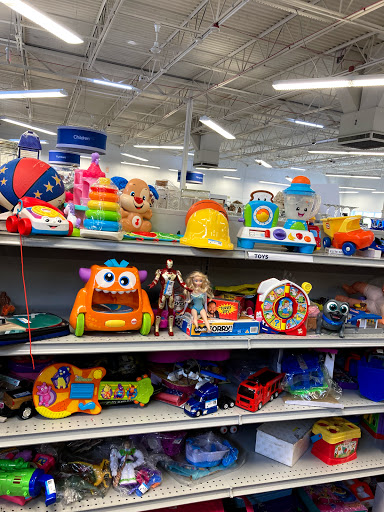 Thrift Store «Goodwill Industries of Greater Cleveland & East Central Ohio», reviews and photos, 16160 Pearl Rd, Strongsville, OH 44136, USA