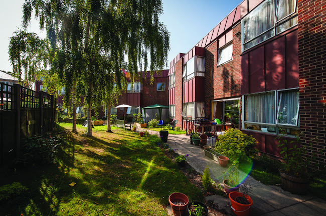 Reviews of MHA Hampton Lodge - Nursing & Dementia Care Home in Southampton - Retirement home
