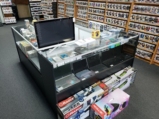 Video Game Store «Game On Movies & Games», reviews and photos, 7500 Ulmerton Rd unit 14, Largo, FL 33771, USA