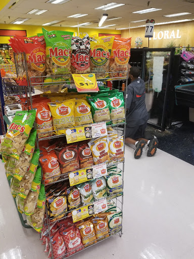 Supermarket «Shoppers Value», reviews and photos, 5355 Government St, Baton Rouge, LA 70806, USA