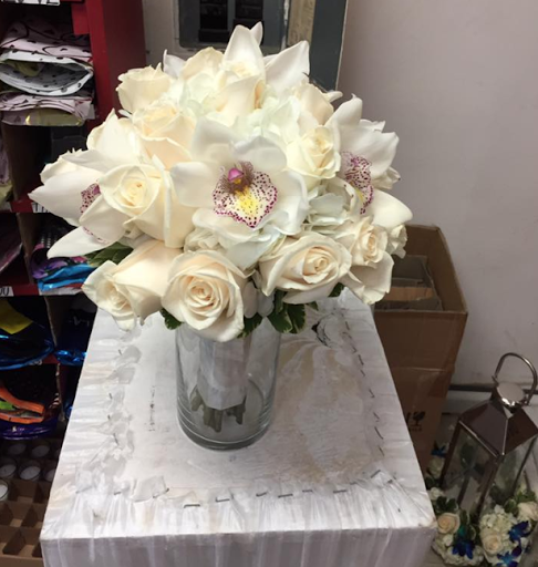 Florist «Bed of Roses Florist», reviews and photos, 2231 Central Park Ave, Yonkers, NY 10710, USA