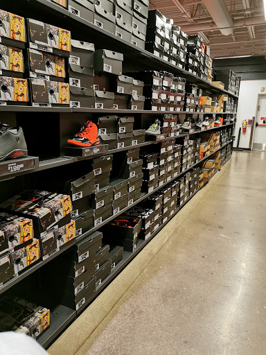 Clothing Store «Nike Factory Store», reviews and photos, 29300 Hempstead Rd #501, Cypress, TX 77433, USA