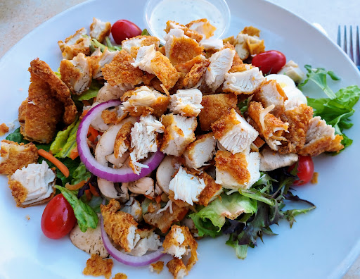 Restaurant «Red White and Brew», reviews and photos, 6740 E McDowell Rd #102, Mesa, AZ 85215, USA