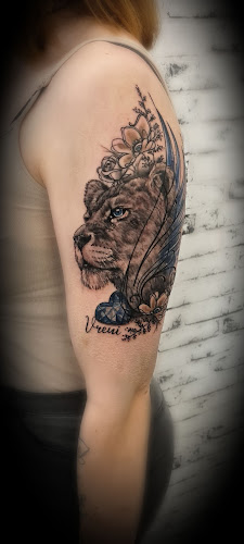 Madame Nadel Tattoo - Thun