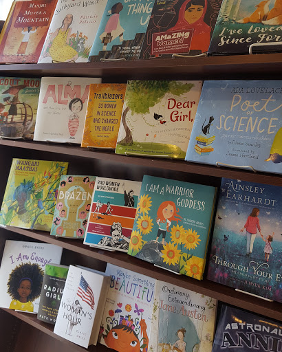 Book Store «Hearthfire Books of Evergreen», reviews and photos, 1254 Bergen Pkwy, Evergreen, CO 80439, USA