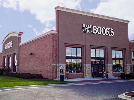 Book Store «Half Price Books», reviews and photos, 2226 S Randall Rd, Algonquin, IL 60102, USA