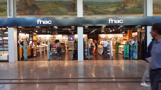 FNAC Paris - Gare de Lyon