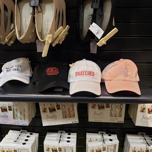 Clothing Store «rue21», reviews and photos, 26269 Hoover Rd, Warren, MI 48089, USA