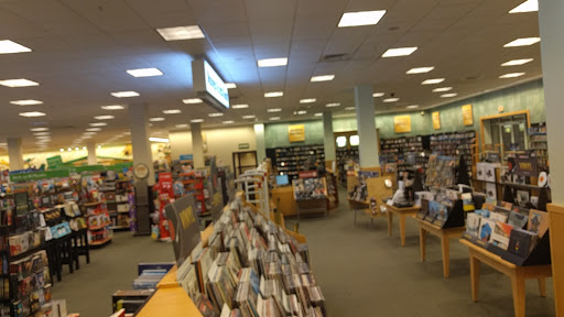 Book Store «Barnes & Noble», reviews and photos, 4000 Jericho Turnpike, East Northport, NY 11731, USA