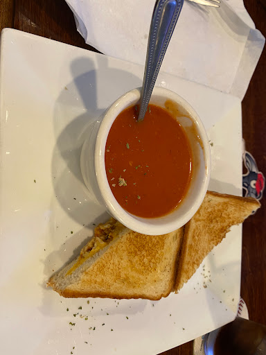 Liquor Store «Hammers Bar & Grill», reviews and photos, 2 Sassafrass Rd, Warwick, MD 21912, USA