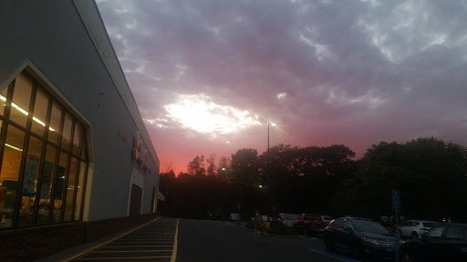 Shopping Mall «Shelton Square Shopping Center», reviews and photos, 897 Bridgeport Ave, Shelton, CT 06484, USA